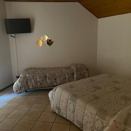 Albergo La Grolla Antey-Saint-André Eksteriør billede
