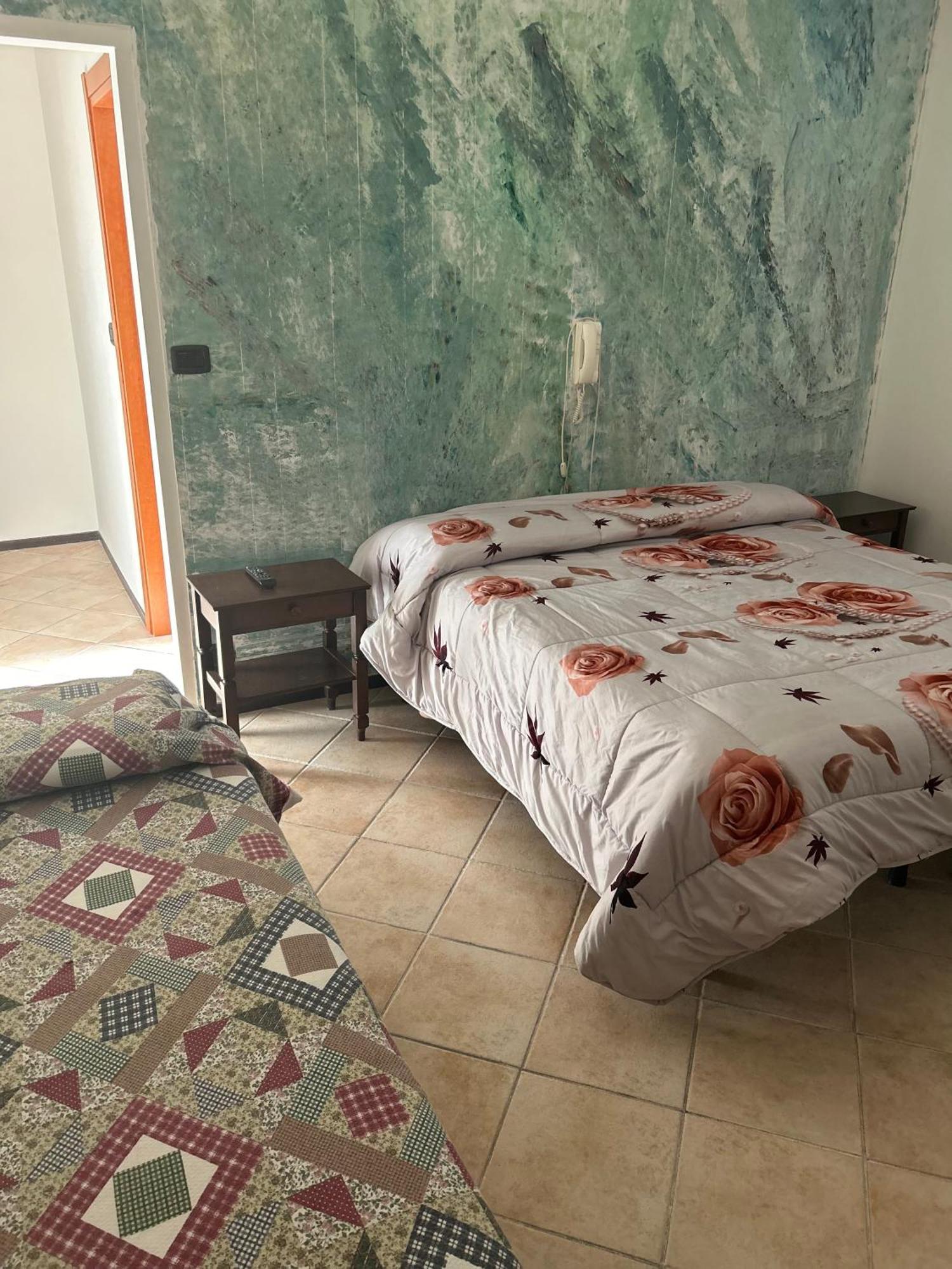 Albergo La Grolla Antey-Saint-André Eksteriør billede
