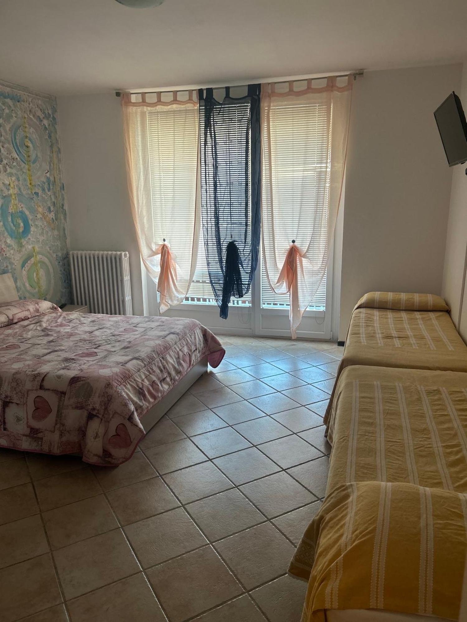 Albergo La Grolla Antey-Saint-André Eksteriør billede